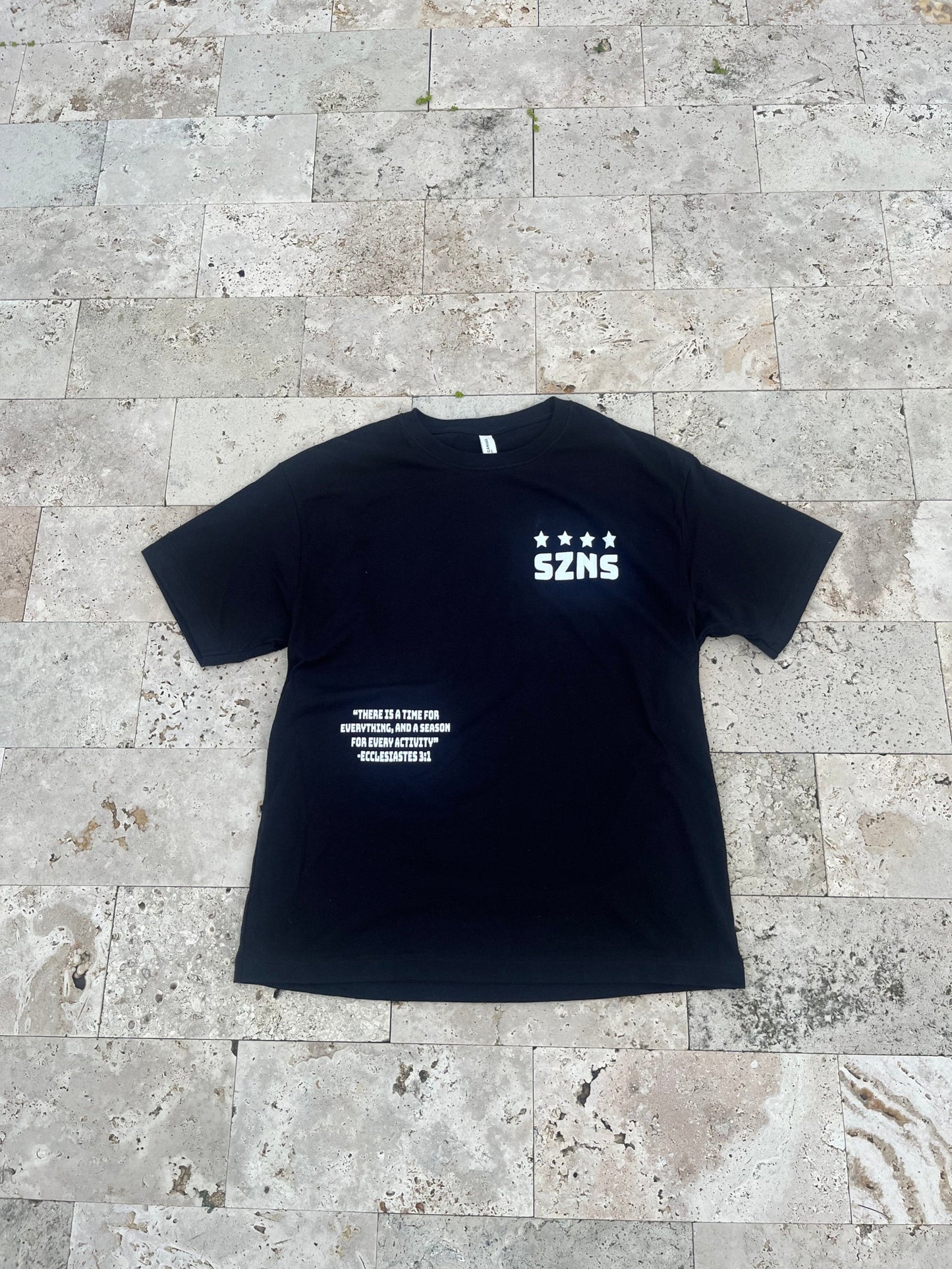 Black 'SZNS' Tee